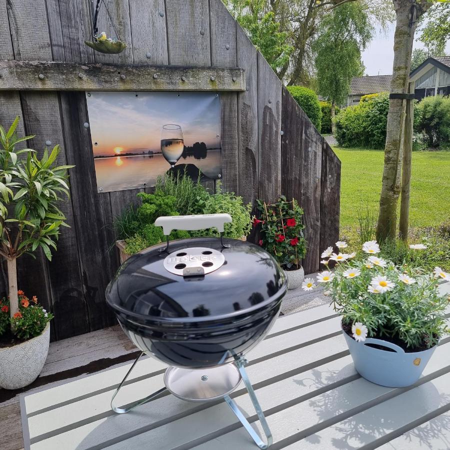 Rietmeer vakantiehuis Friesland Gaastmeer Buitenkant foto